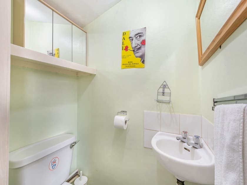 Bathroom | Craigend Cottage, Rothesay, Isle of Bute