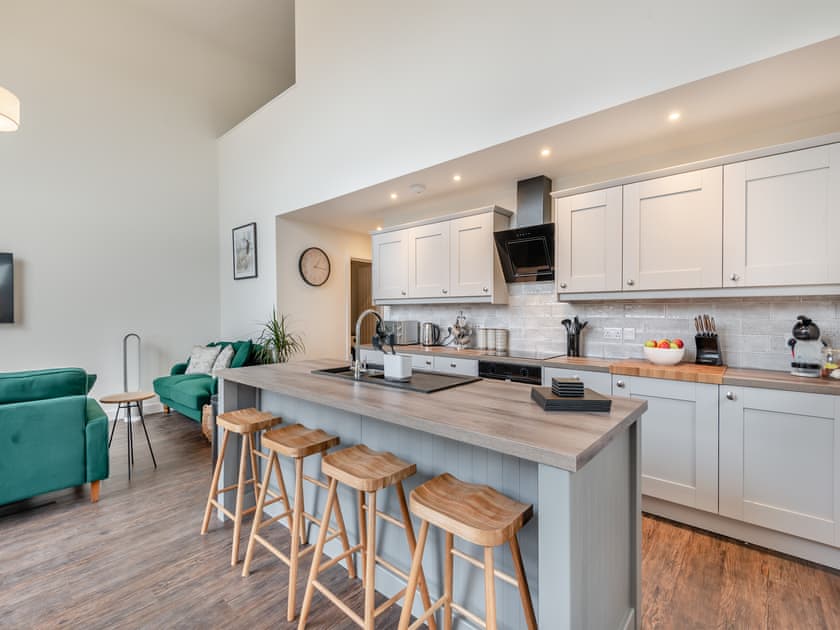 Kitchen area | Pippin - Home Farm Barns, Little Steeping