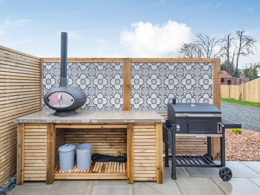 Outdoor area | Pippin - Home Farm Barns, Little Steeping