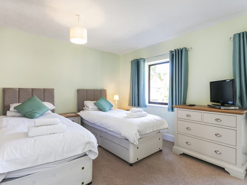 Twin bedroom | The Cley, Blakeney