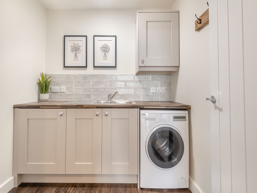 Utility room | Peasgood - Home Farm Barns, Little Steeping