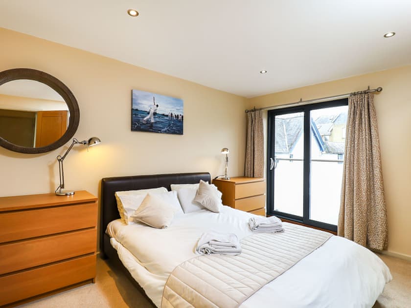 Double bedroom | Seafront, Cowes