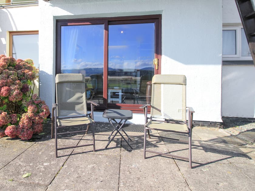Exterior | Estuary Flat, Porthmadog