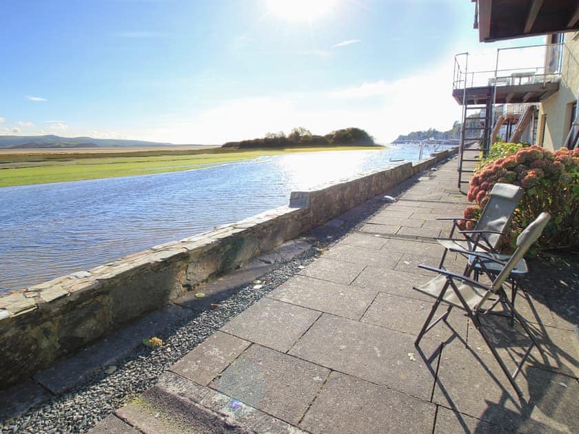 Outdoor area | Estuary Flat, Porthmadog