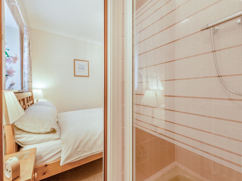 En-suite | Craigfryn - Nine Oaks, Oakford