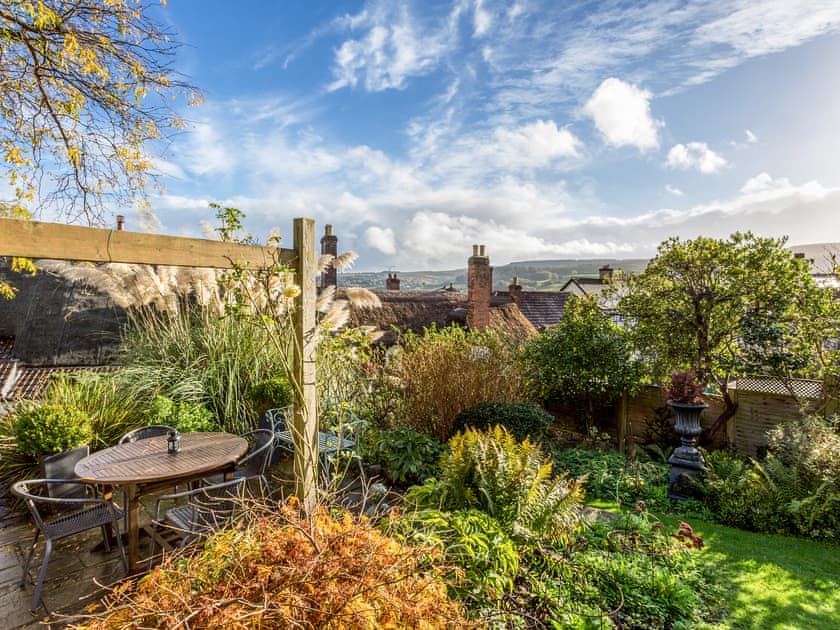 Garden | Pilgrim Corner - Vicarage Road Holiday Cottages, Minehead