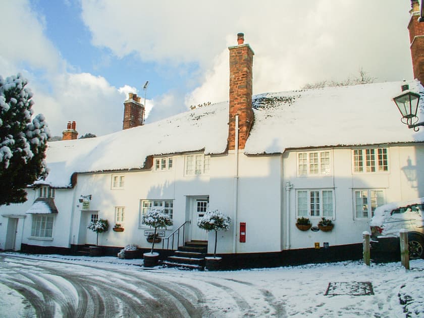 Exterior | Pilgrim Corner - Vicarage Road Holiday Cottages, Minehead