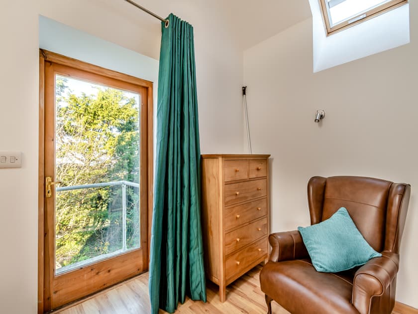 Double bedroom | Beudy Bach - Ffrwdwenith Isaf Farm and Cottages, Felinwynt