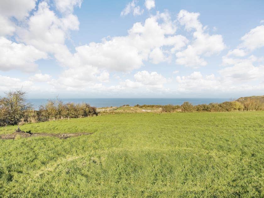 Surrounding area | Beudy Bach - Ffrwdwenith Isaf Farm and Cottages, Felinwynt