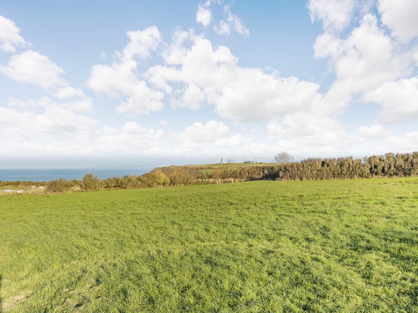 Surrounding area | Beudy Bach - Ffrwdwenith Isaf Farm and Cottages, Felinwynt