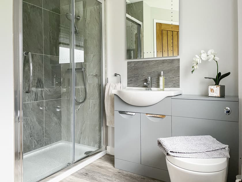 Shower room | Owls Nest, Wyton