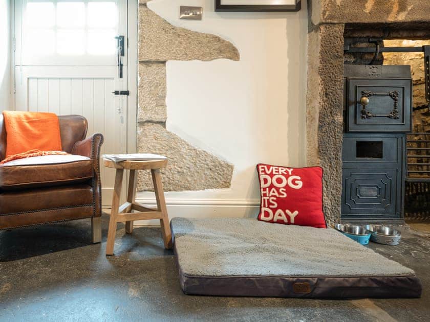 Dog friendly | The Old Stables - Millhouse Cottages, Keasden, near Clapham