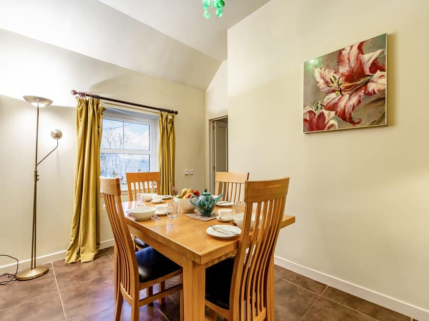 Dining room | Allt na Criche - Gaskbeg Farm, Laggan
