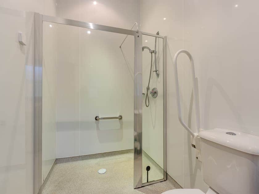 Wet room | Allt na Criche - Gaskbeg Farm, Laggan