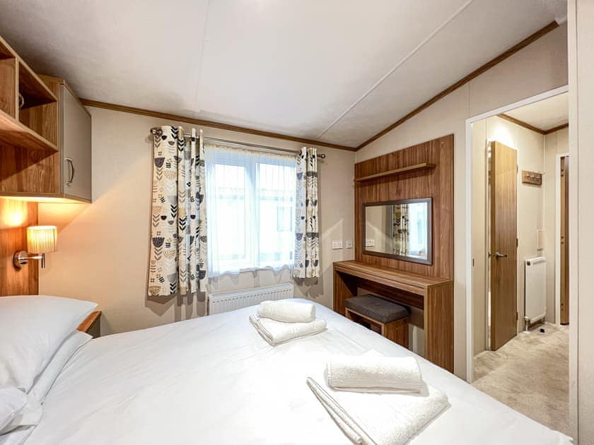 Double bedroom | Regent 2, St Andrews