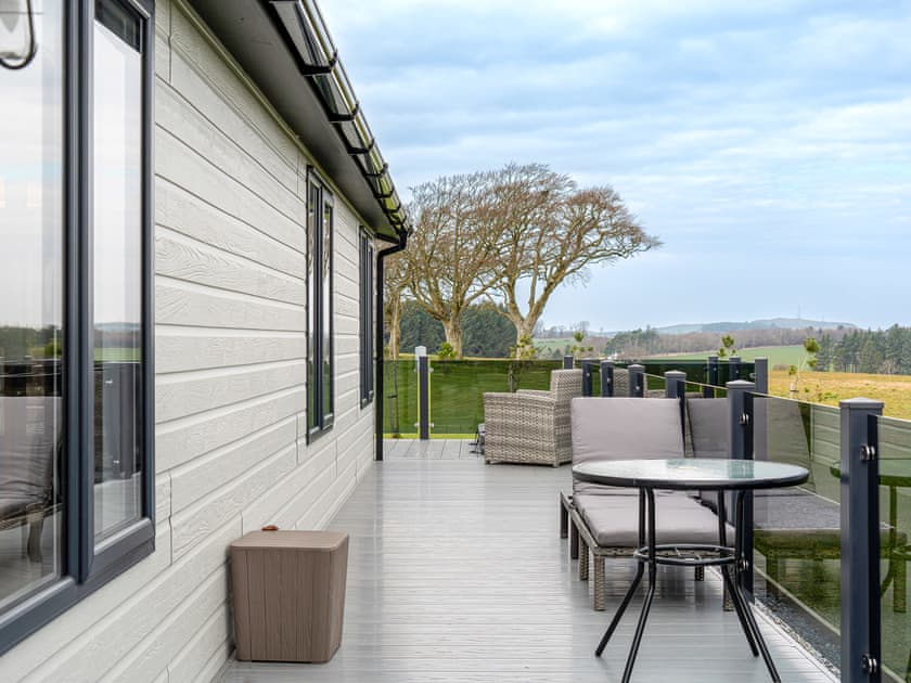 Terrace | Lyndale 18, St Andrews