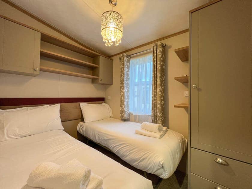 Twin bedroom | Abington 31, St Andrews