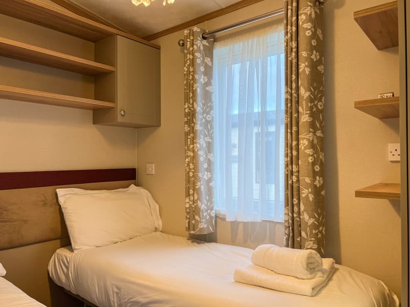 Twin bedroom | Abington 31, St Andrews