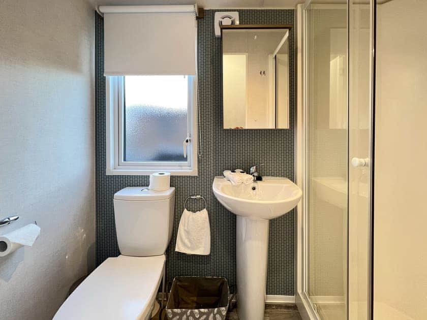 Shower room | Chorus 33, St Andrews