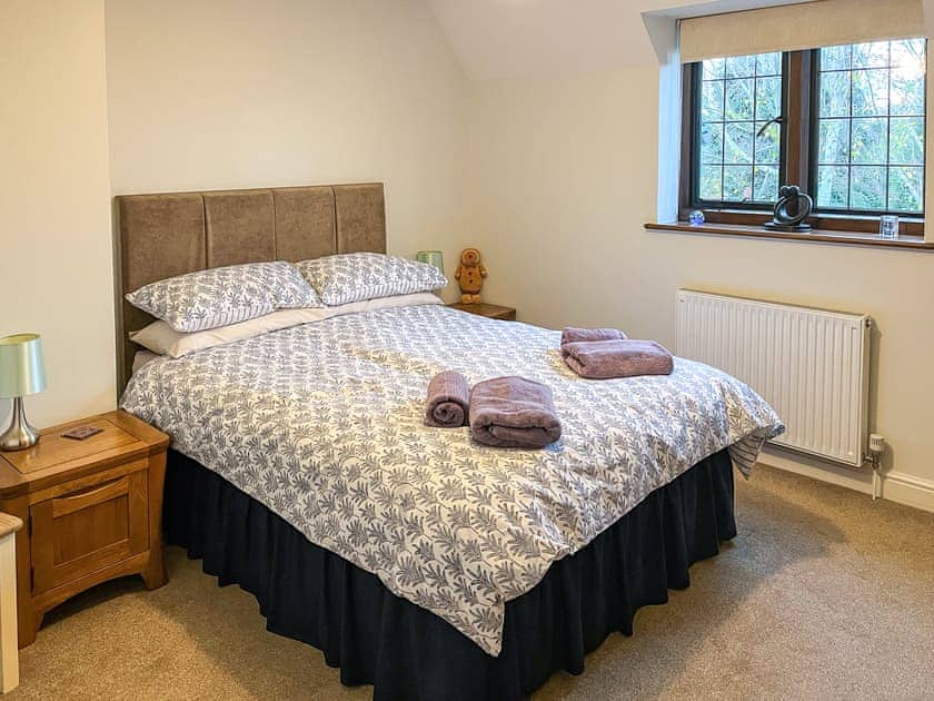 Double bedroom | Lavender Cottage, Stretton-on-Fosse, near Moreton-in-Marsh