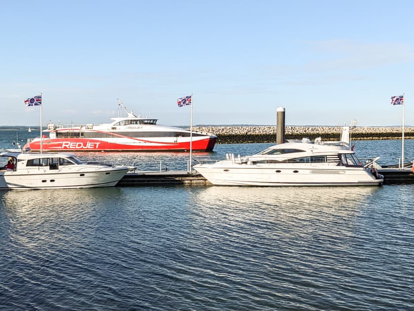 Surrounding area | Insignia, Cowes