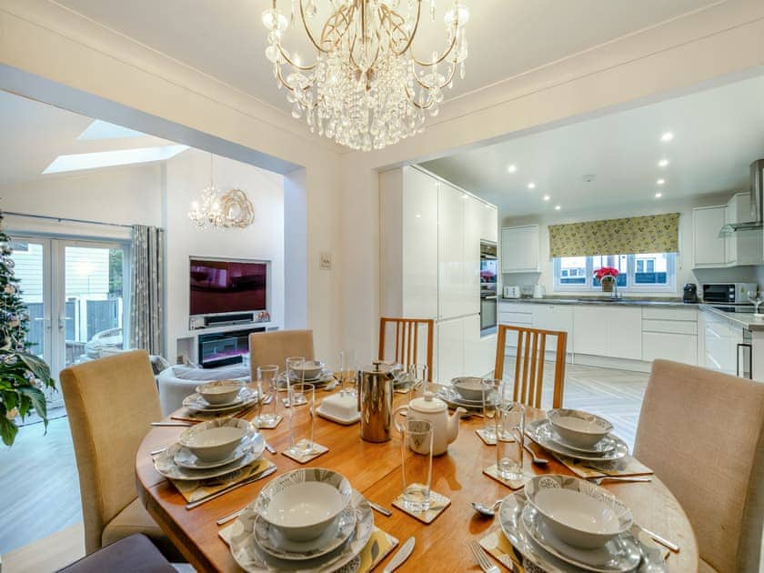 Dining Area | Two Bare Feet, Newquay