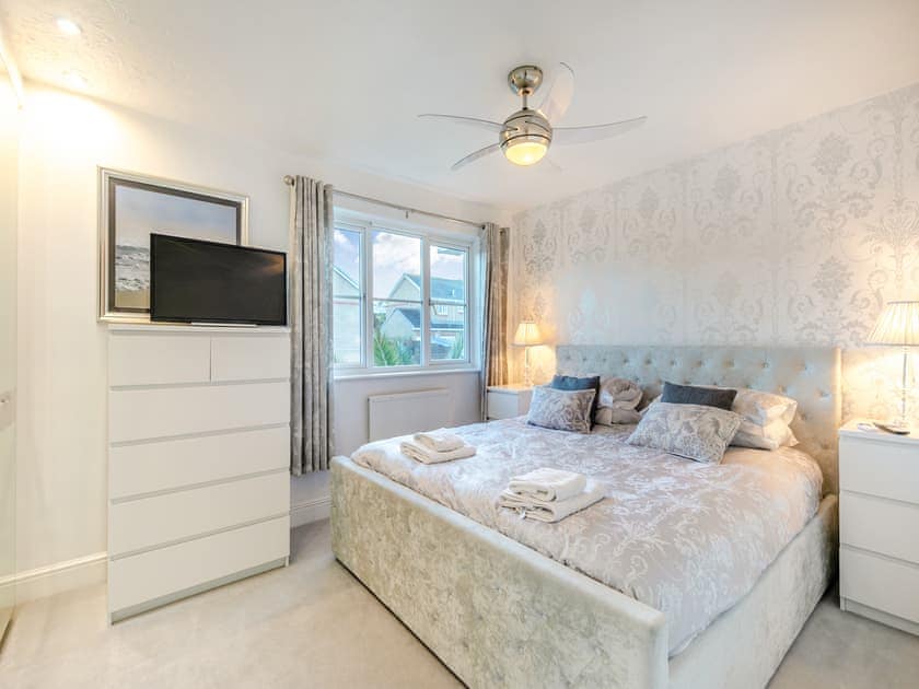 Double bedroom | Two Bare Feet, Newquay