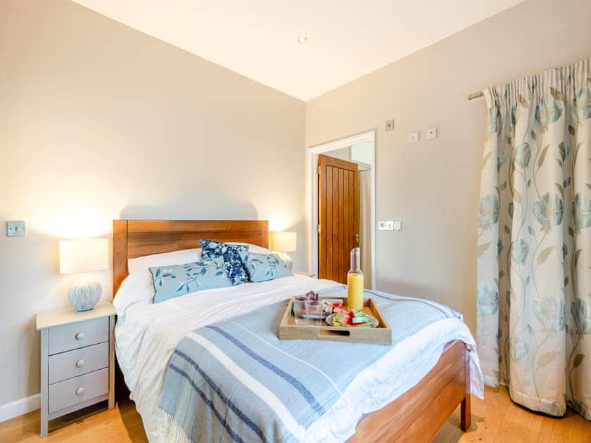Double bedroom | Larks Nest, Diss