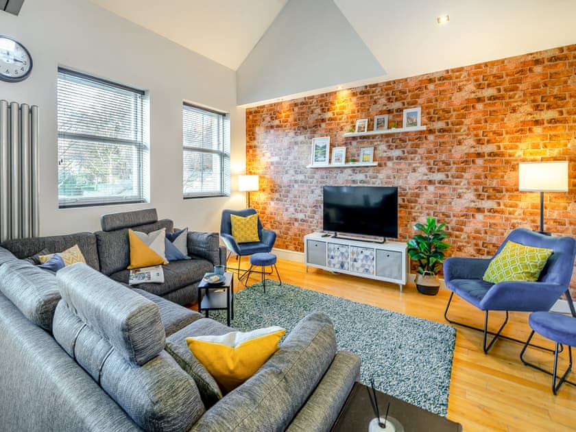 St Margaret’s Loft Apartment in Dunfermline