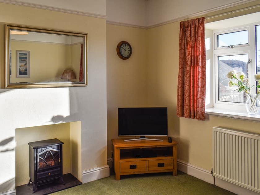 Living room | Tyn Y Coed Cottage, Deganwy