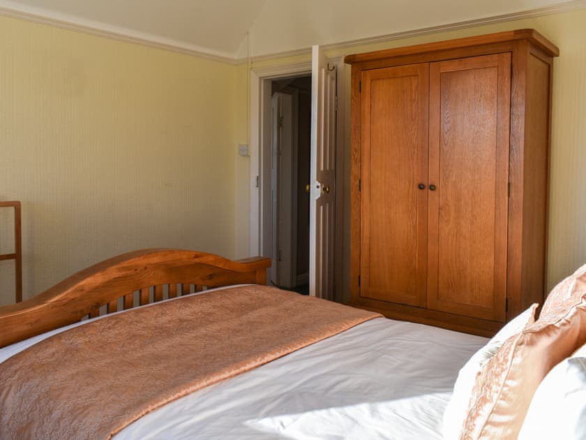 Double bedroom | Tyn Y Coed Cottage, Deganwy