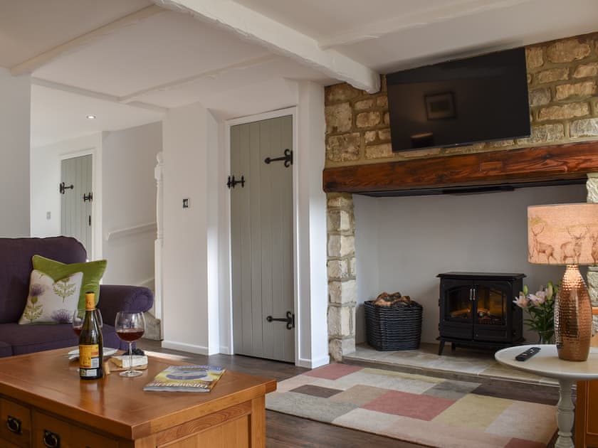 Living area | No 2. The Stables, Cheltenham
