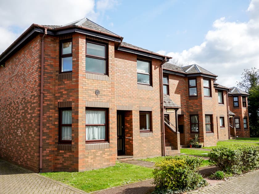 Exterior | Park Gate Apartment, Slough