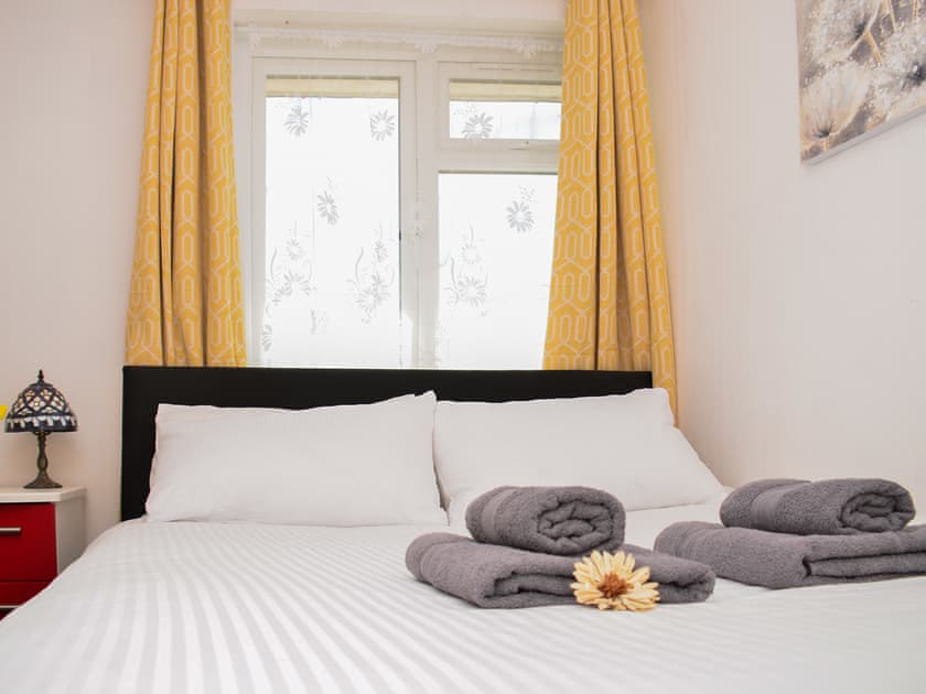 Bedroom | St Mary’s Avenue House, Stanwell