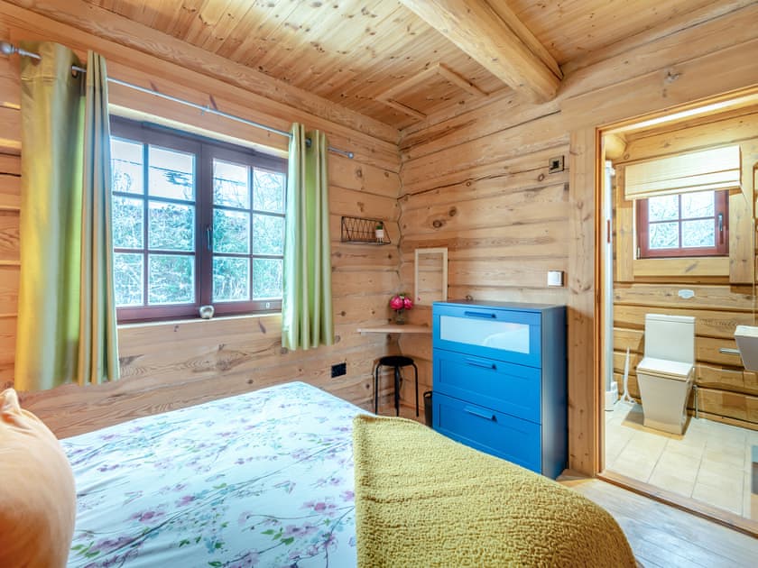 Double bedroom | Ty Afal - Dwr Y Felin Log Cabins, Carno