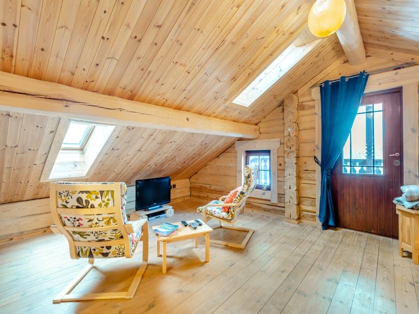 Upstairs mezzanine  | Ty Afal - Dwr Y Felin Log Cabins, Carno