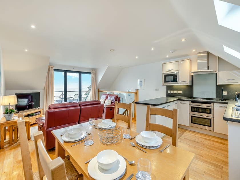 Open plan living space | 23 Mount Brioni - Mount Brioni, Seaton