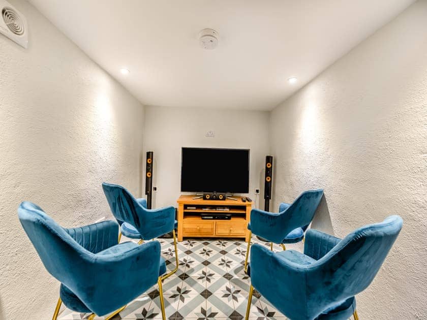 Sitting room | Blacksmiths Cottage - East Back Cottages, Pembroke