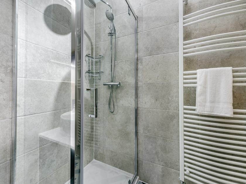 Shower room | Blacksmiths Cottage - East Back Cottages, Pembroke