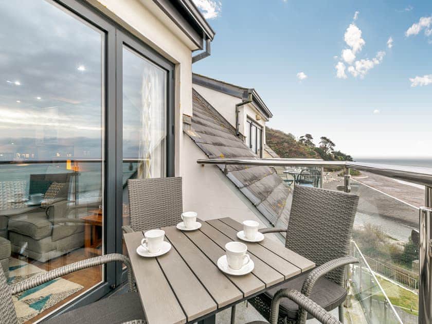 Sitting-out-area | 22 Mount Brioni - Mount Brioni, Seaton