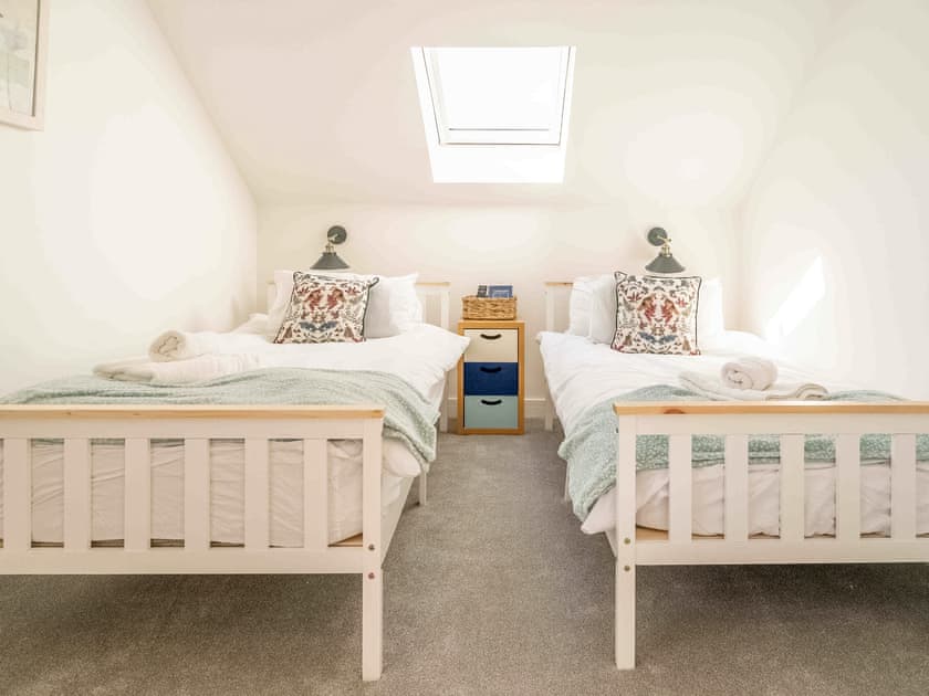 Twin bedroom | The Roost - Fletland Holiday Hamlet , Baston, near Stamford