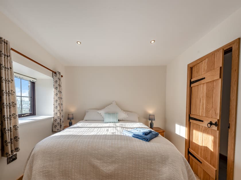 Double bedroom | Parlwr Godro - Goetre Isaf, Lampeter