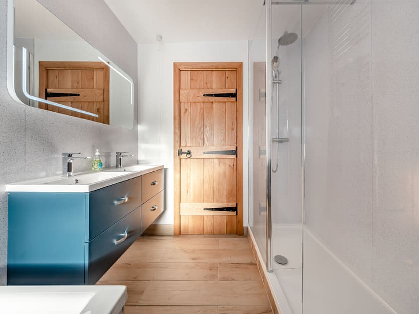 Bathroom | Parlwr Godro - Goetre Isaf, Lampeter