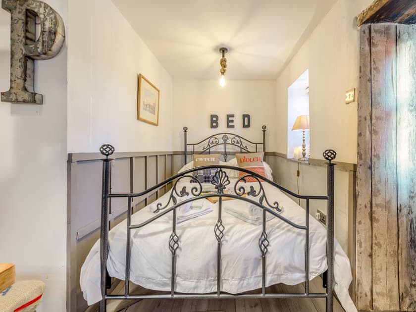 Sleeping area | Tegfan, Ffos-y-ffin, near Aberaeron