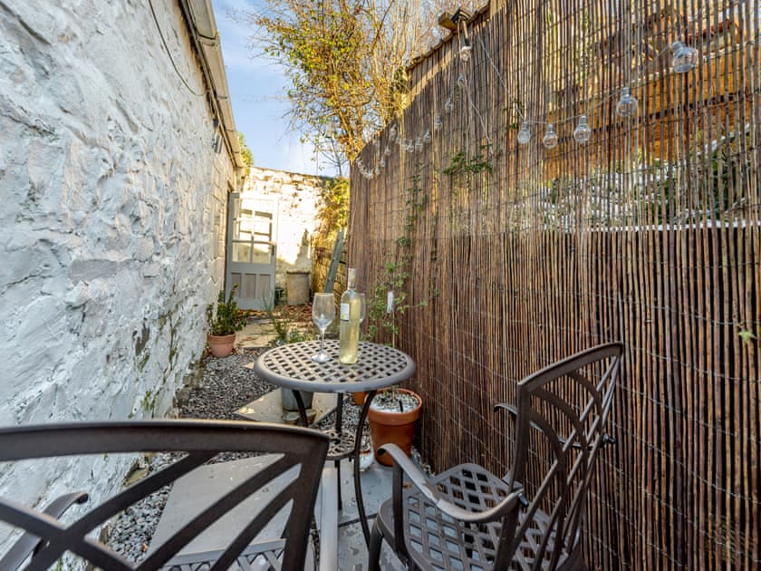 Outdoor area | Tegfan, Ffos-y-ffin, near Aberaeron