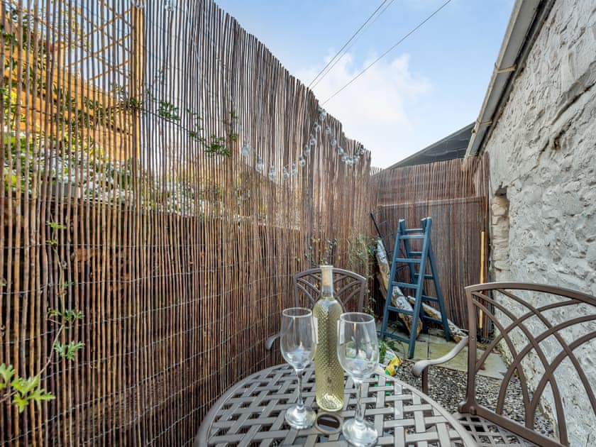 Outdoor area | Tegfan, Ffos-y-ffin, near Aberaeron