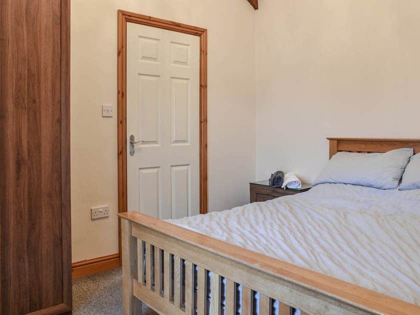 Double bedroom | Rose Cottage, Trecynon, near Aberdare