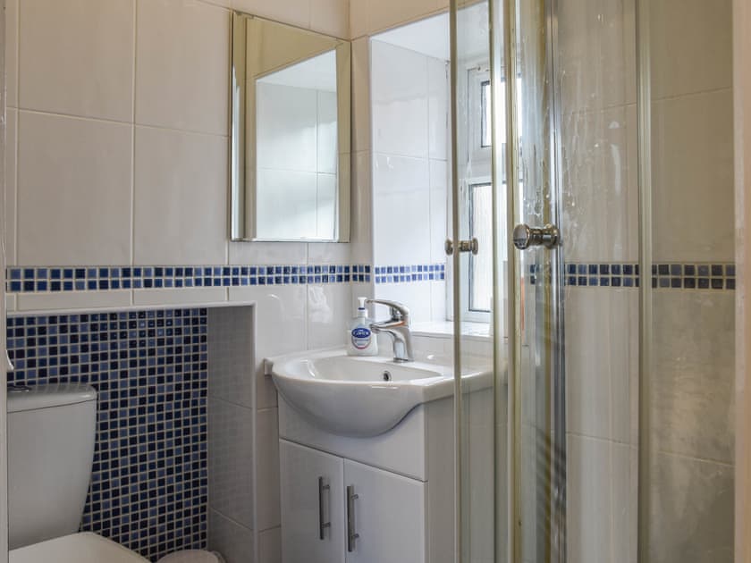 En-suite | Rose Cottage, Trecynon, near Aberdare