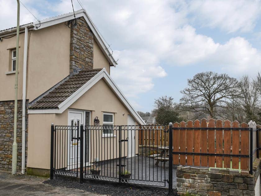Exterior | Rose Cottage, Trecynon, near Aberdare