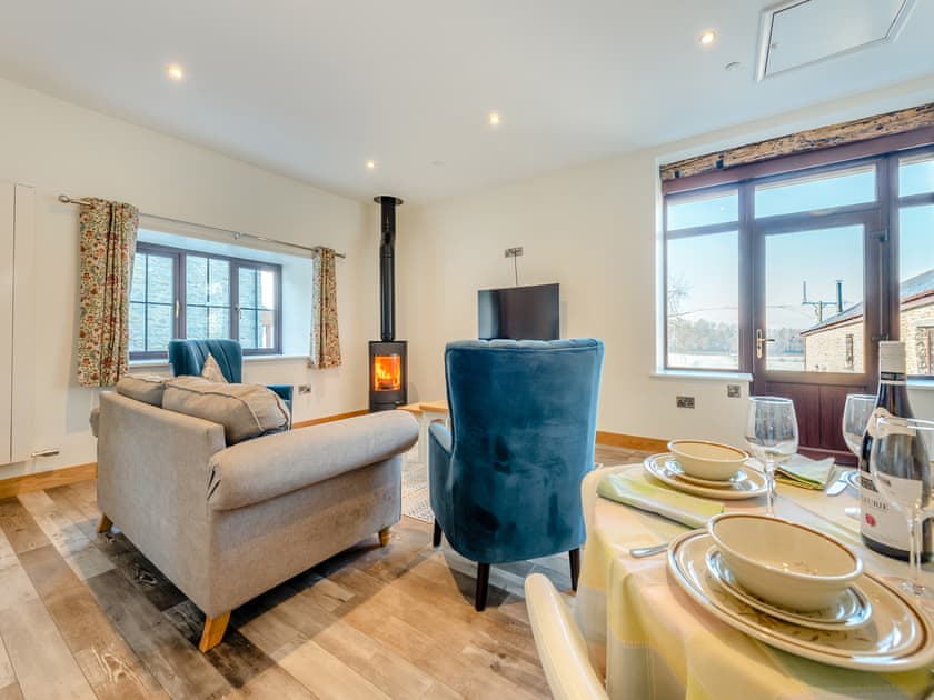 Living room/dining room | Ty Gwair - Goetre Isaf, Lampeter